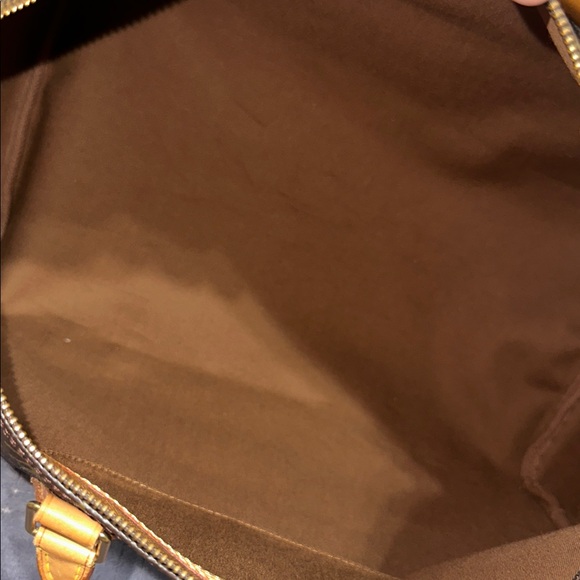 Louis Vuitton Monogram Speedy 40 - Picture 13 of 15